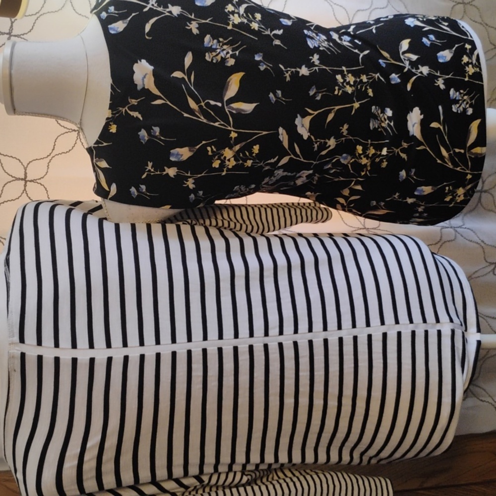 White House Black Market Tops - Picture 3 of 6